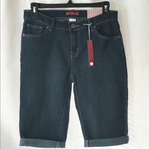 Dress Barn NWT Bermuda denim shorts